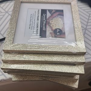 Gold 4x4 picture frame